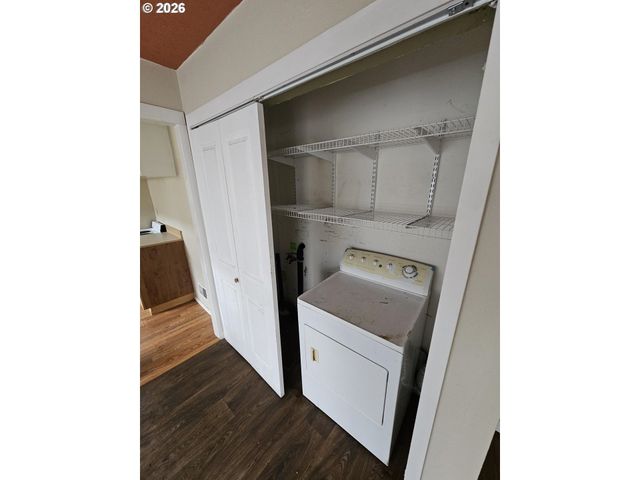 1411 Ne SKIDMORE St, Portland, OR 97211