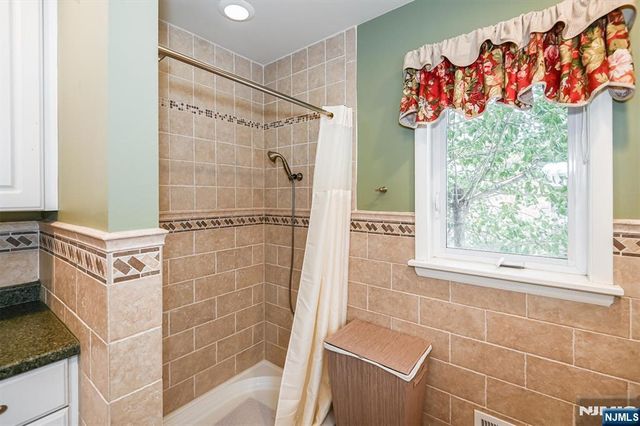 45 Indian Road, Wayne, NJ 07470