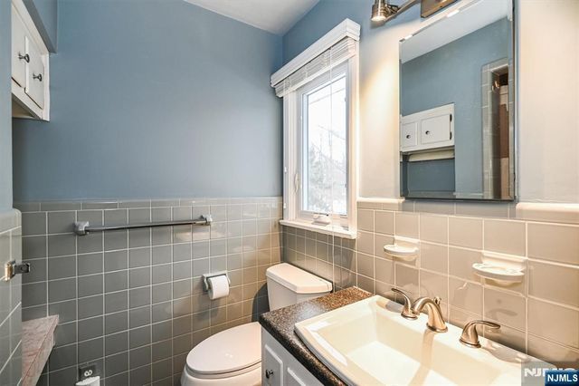 45 Indian Road, Wayne, NJ 07470