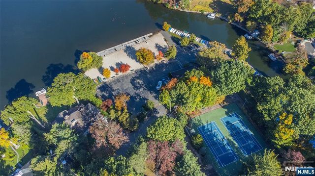 45 Indian Road, Wayne, NJ 07470