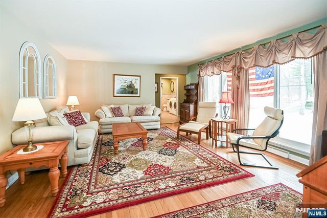 45 Indian Road, Wayne, NJ 07470