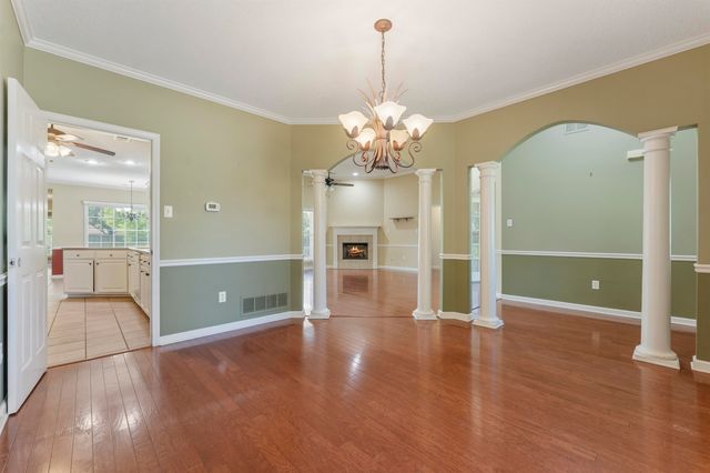 6195 ANDREA BLUFF CV, Bartlett, TN 38135