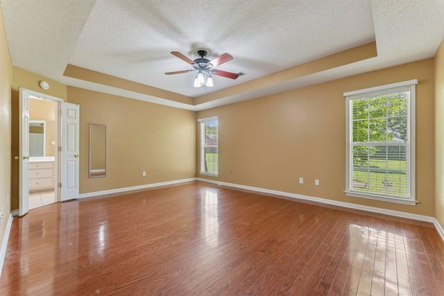 6195 ANDREA BLUFF CV, Bartlett, TN 38135