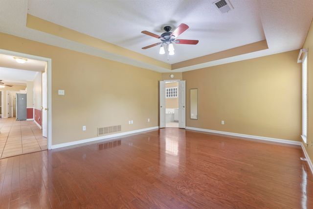 6195 ANDREA BLUFF CV, Bartlett, TN 38135
