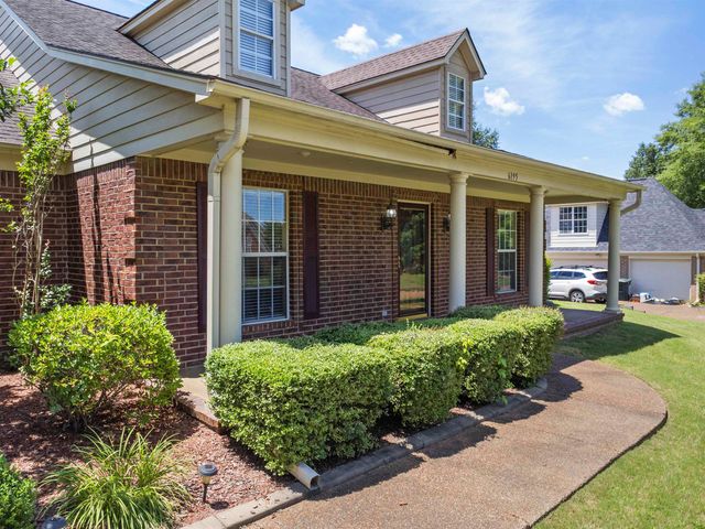 6195 ANDREA BLUFF CV, Bartlett, TN 38135