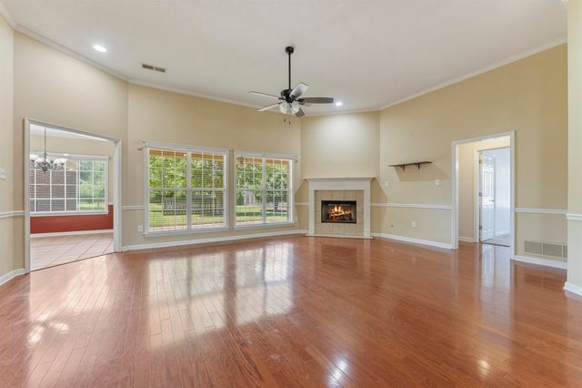 6195 ANDREA BLUFF CV, Bartlett, TN 38135