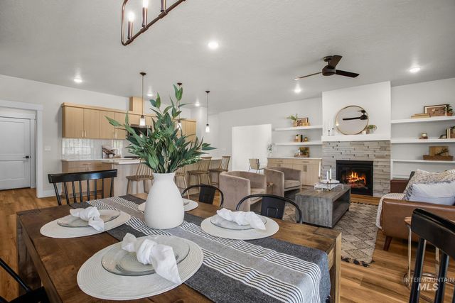 1696 E Grayson St, Meridian, ID 83742