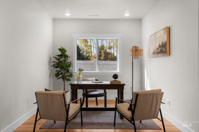 1696 E Grayson St, Meridian, ID 83742