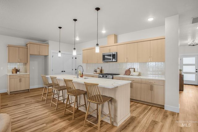 1696 E Grayson St, Meridian, ID 83742