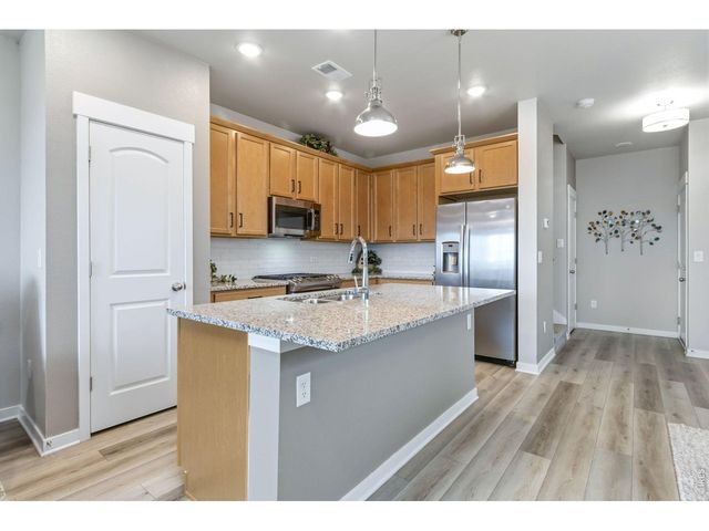 4510 Barrow Ln, Timnath, CO 80547