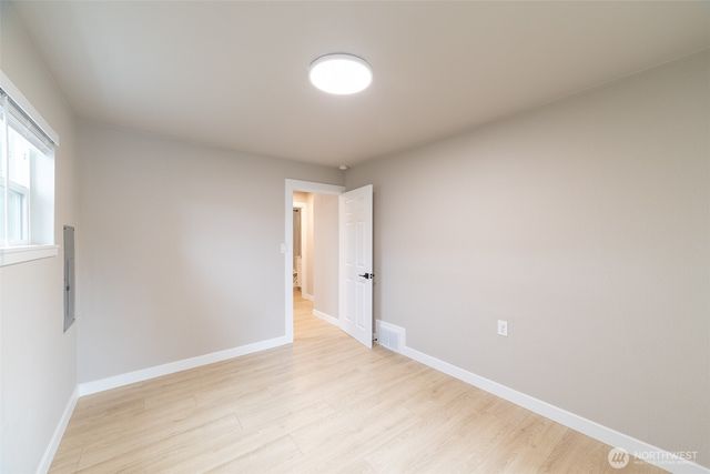 910 E MAIN Street, Auburn, WA 98002