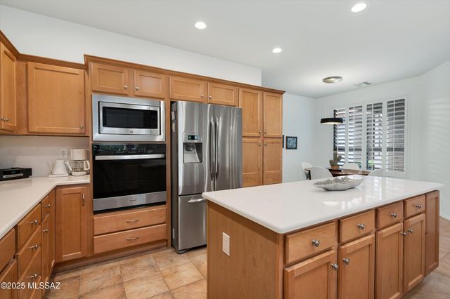 37741 S Hill Side Drive, Saddlebrooke, AZ 85739