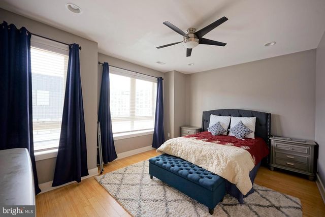 908 N FRONT ST, Philadelphia, PA 19123