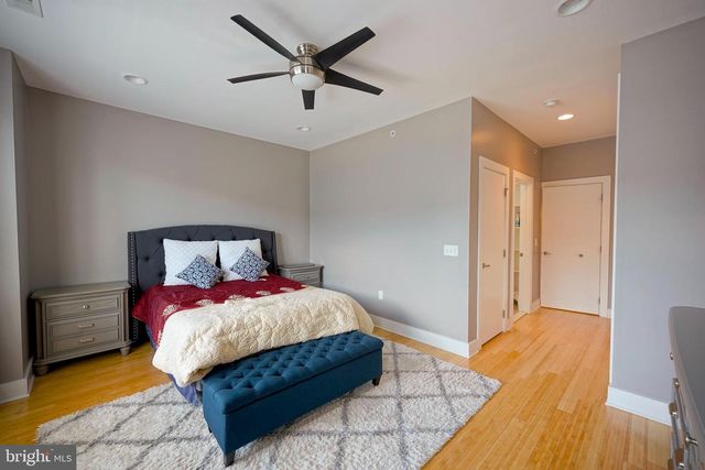 908 N FRONT ST, Philadelphia, PA 19123