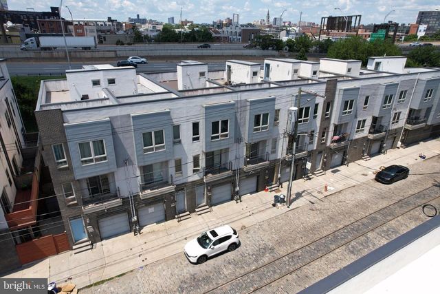 908 N FRONT ST, Philadelphia, PA 19123