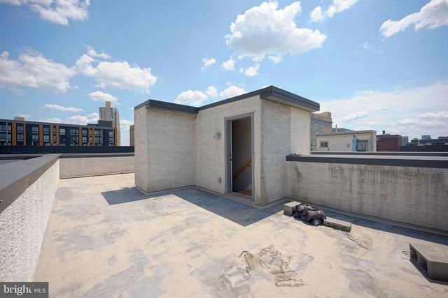 908 N FRONT ST, Philadelphia, PA 19123