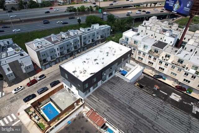 908 N FRONT ST, Philadelphia, PA 19123