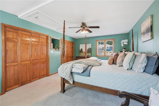 859 NW South Shore Drive, Kansas City, MO 64151
