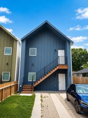 407 Calloway Street A - B, Houston, TX 77029