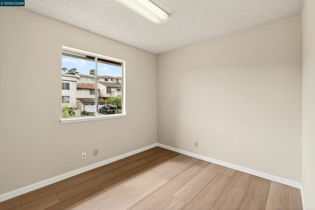 108 Saint Michaels Ct, Daly City, CA 94015