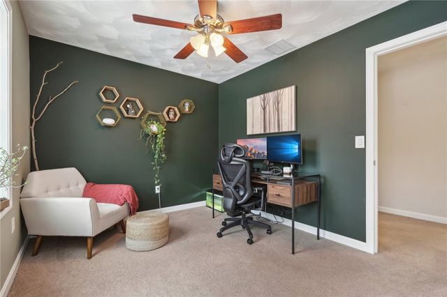 27 Rockcrest Lane, Johnston, RI 02919