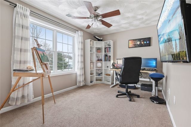 27 Rockcrest Lane, Johnston, RI 02919