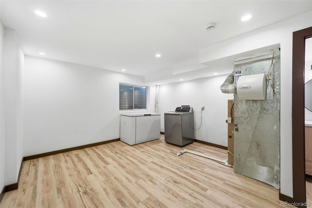 Image 12 of property listing at 8217 S Fillmore Way, Centennial, CO 80122