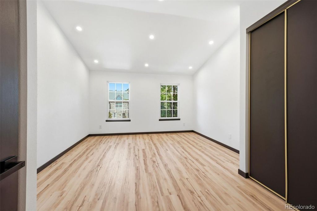 Image 17 of property listing at 8217 S Fillmore Way, Centennial, CO 80122