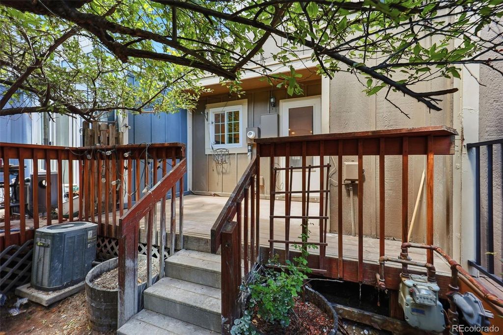 Image 29 of property listing at 8217 S Fillmore Way, Centennial, CO 80122