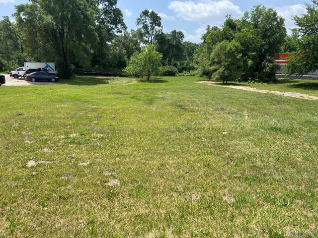 1680 E Michigan Avenue, York Charter Township, MI 48198