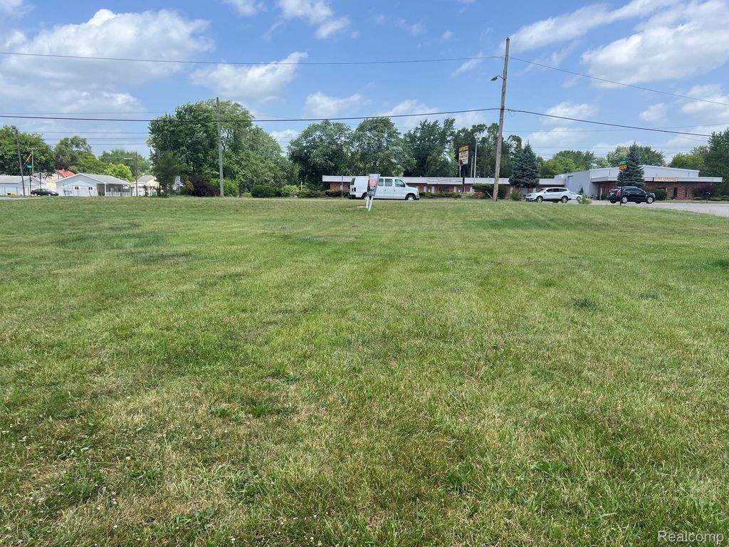 1680 E Michigan Avenue, York Charter Township, MI 48198