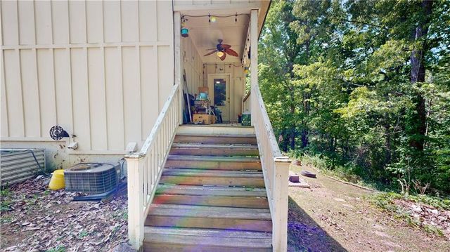 39 Sarahs Hollow Drive, Rockmart, GA 30153