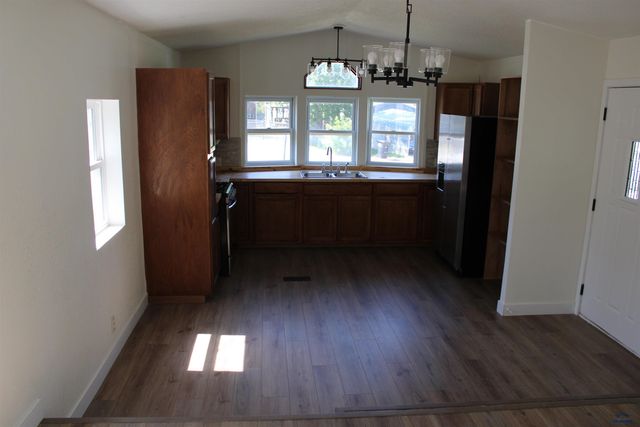 840 N SPRUCE, Rapid City, SD 57701