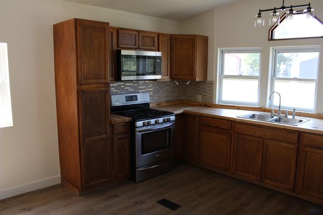 840 N SPRUCE, Rapid City, SD 57701