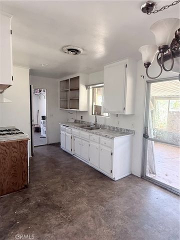 40210 Frances, Hemet, CA 92543