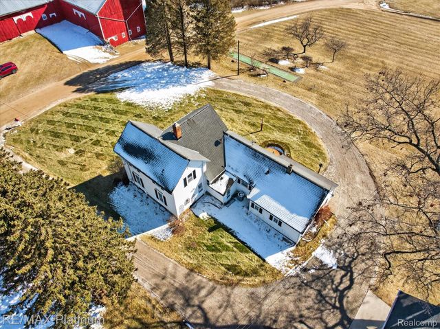 15330 Howlett Road, Unadilla Township, MI 48137