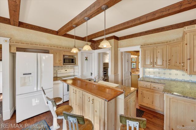 15330 Howlett Road, Unadilla Township, MI 48137