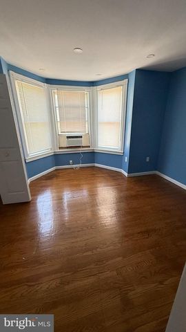 125 W DUVAL ST, Philadelphia, PA 19144
