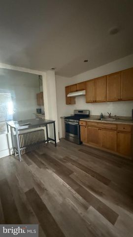 125 W DUVAL ST, Philadelphia, PA 19144