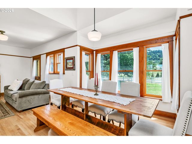 34671 MATTHEWS Rd, Eugene, OR 97405