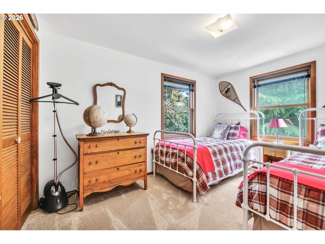 34671 MATTHEWS Rd, Eugene, OR 97405