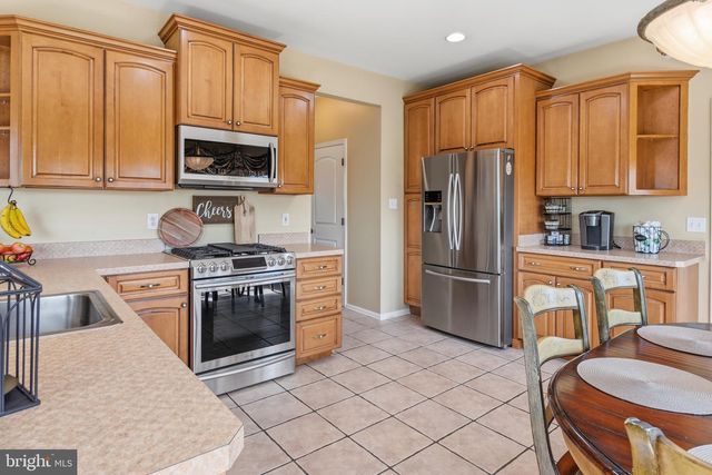 102 CONCORD CT, Woolwich Twp, NJ 08085