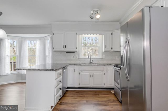 2009 WHITE LAKE DR, Fredericksburg, VA 22407