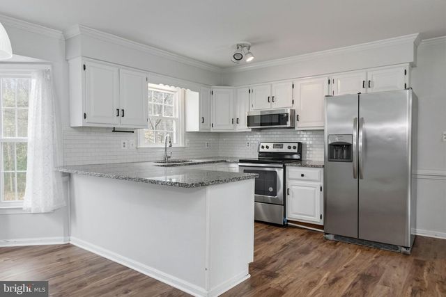 2009 WHITE LAKE DR, Fredericksburg, VA 22407