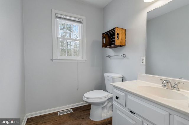 2009 WHITE LAKE DR, Fredericksburg, VA 22407