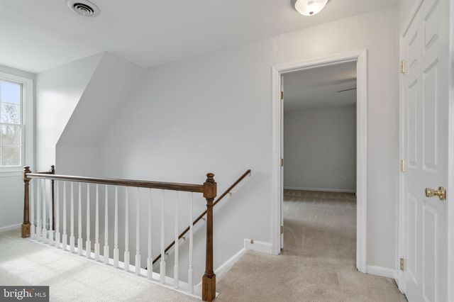 2009 WHITE LAKE DR, Fredericksburg, VA 22407