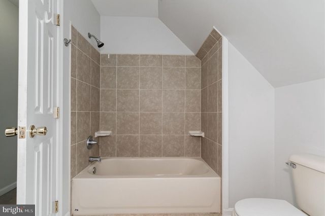 2009 WHITE LAKE DR, Fredericksburg, VA 22407