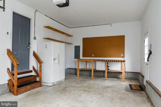 2009 WHITE LAKE DR, Fredericksburg, VA 22407