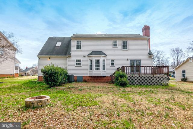 2009 WHITE LAKE DR, Fredericksburg, VA 22407