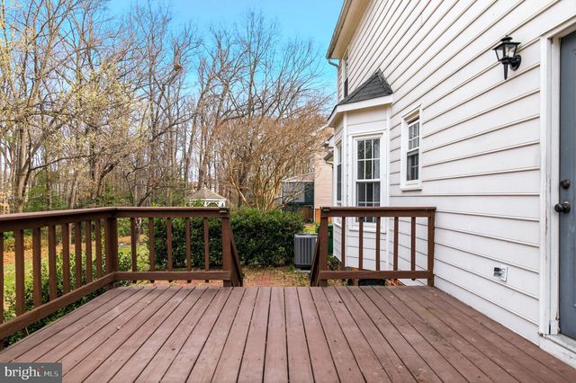 2009 WHITE LAKE DR, Fredericksburg, VA 22407